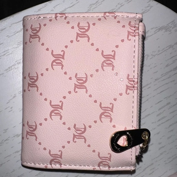 Juicy couture wallet - Picture 3 of 3